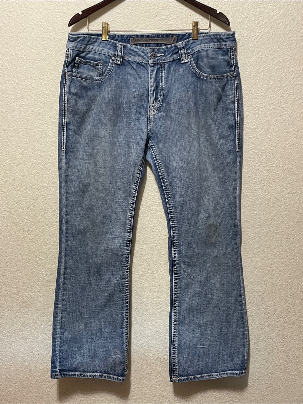 Rock And Roll Cowboy Men's Denim Bootcut Jeans. Good Condition. Size 38X32.